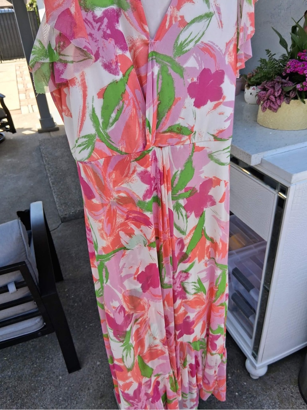 Tropical Leaf Print Maxi Dress in Olive & White